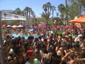 img-events_301 Frisky Friday Pool Party!